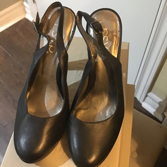 Shoes by RSVP size 8 medium new never worn - Picture 4 of 8